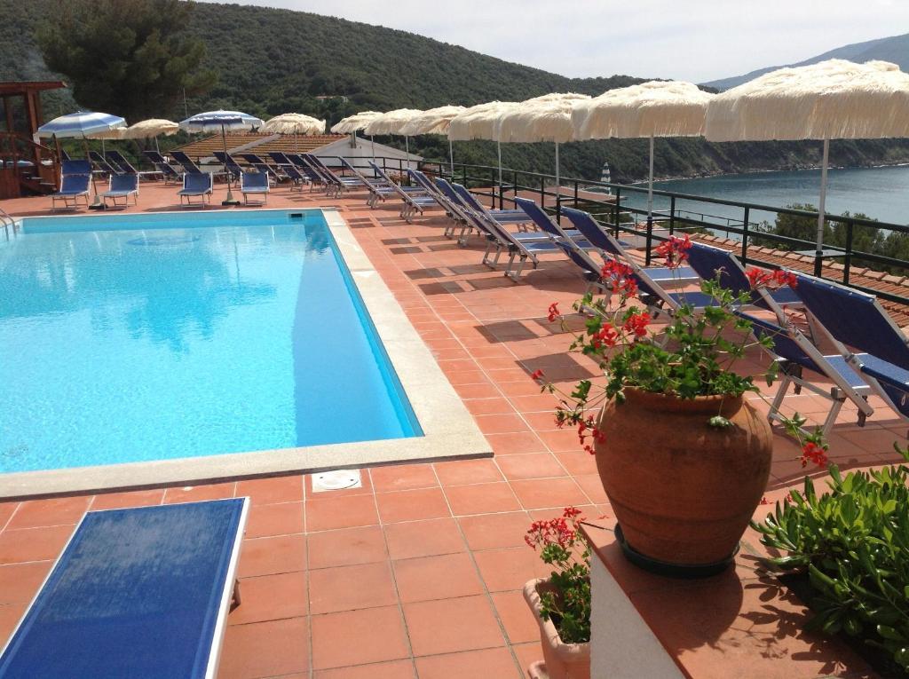 Hotel Paradiso Portoferraio Buitenkant foto